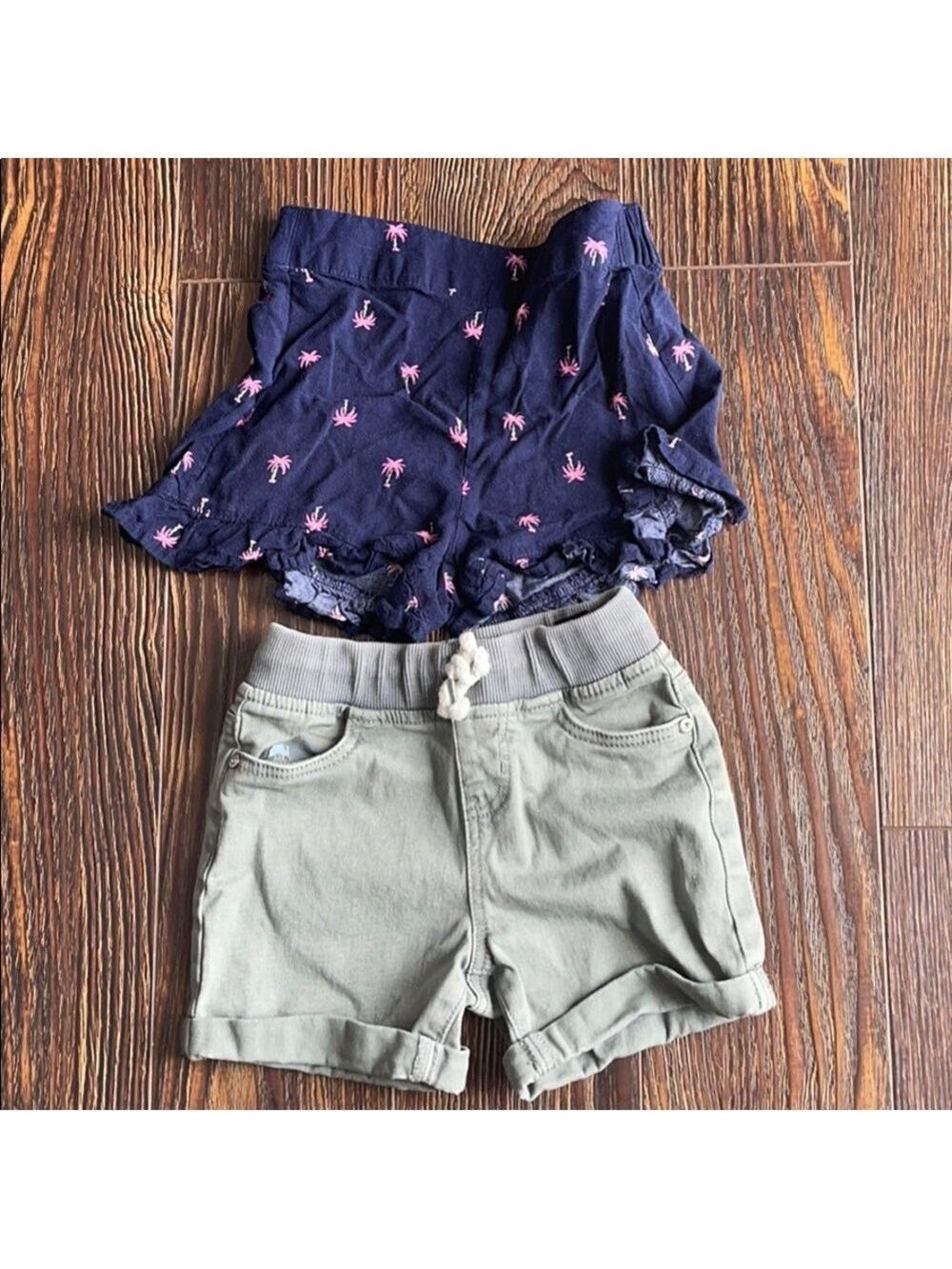 Bundle of 2 shorts. Size 5.